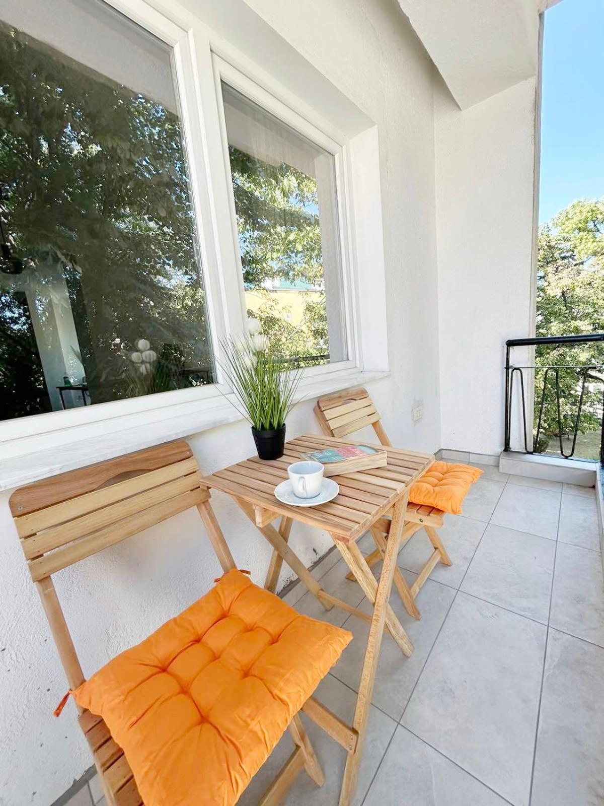 The Circle Apartment Скопье Экстерьер фото